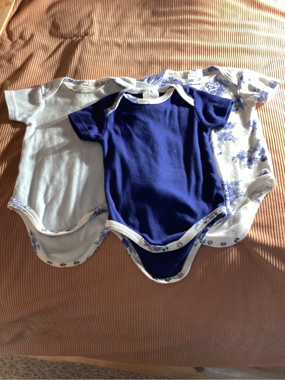Laura Ashley Baby One-Piece Bodysuits Navy, Light Blue, and White Floral 6-9 Mo